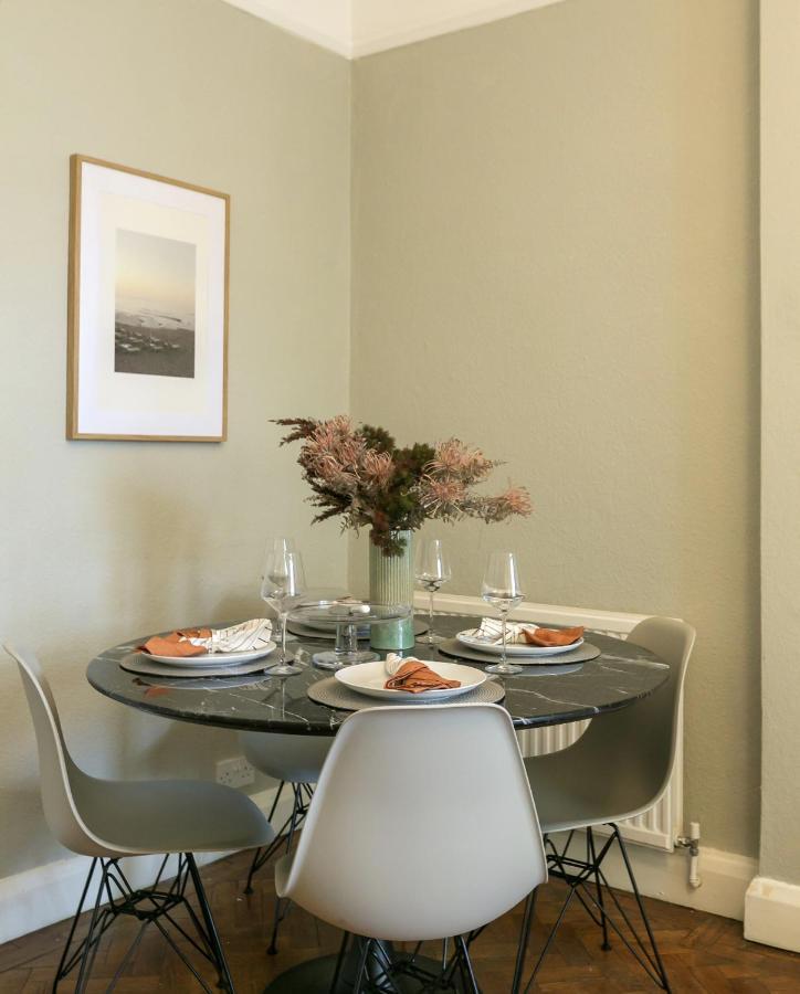Chic 1 Bedroom Apartment In Bloomsbury, Sleeps 4 London Exterior photo